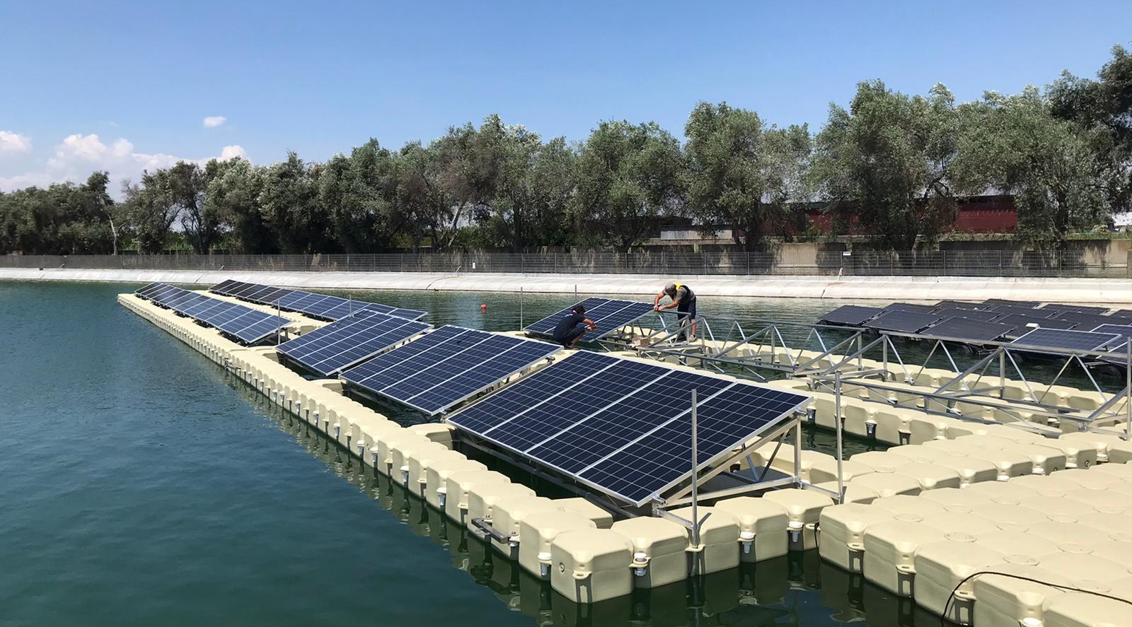 Catania Italia - Tipoloigia di Impianti: SYSYEM INTEGRATOR PV Floating