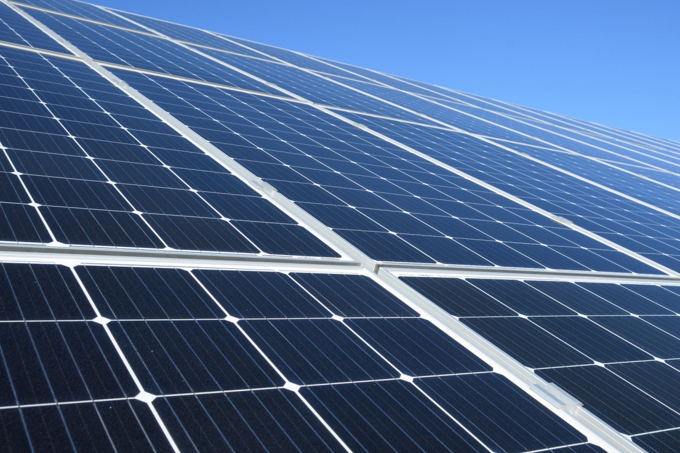 Balearic Islands | Visit to the Sa Caseta photovoltaic park